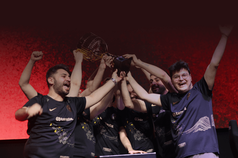 WRAITH TESFED CS2 Ligi 2. Sezon Şampiyonu Misa Esports